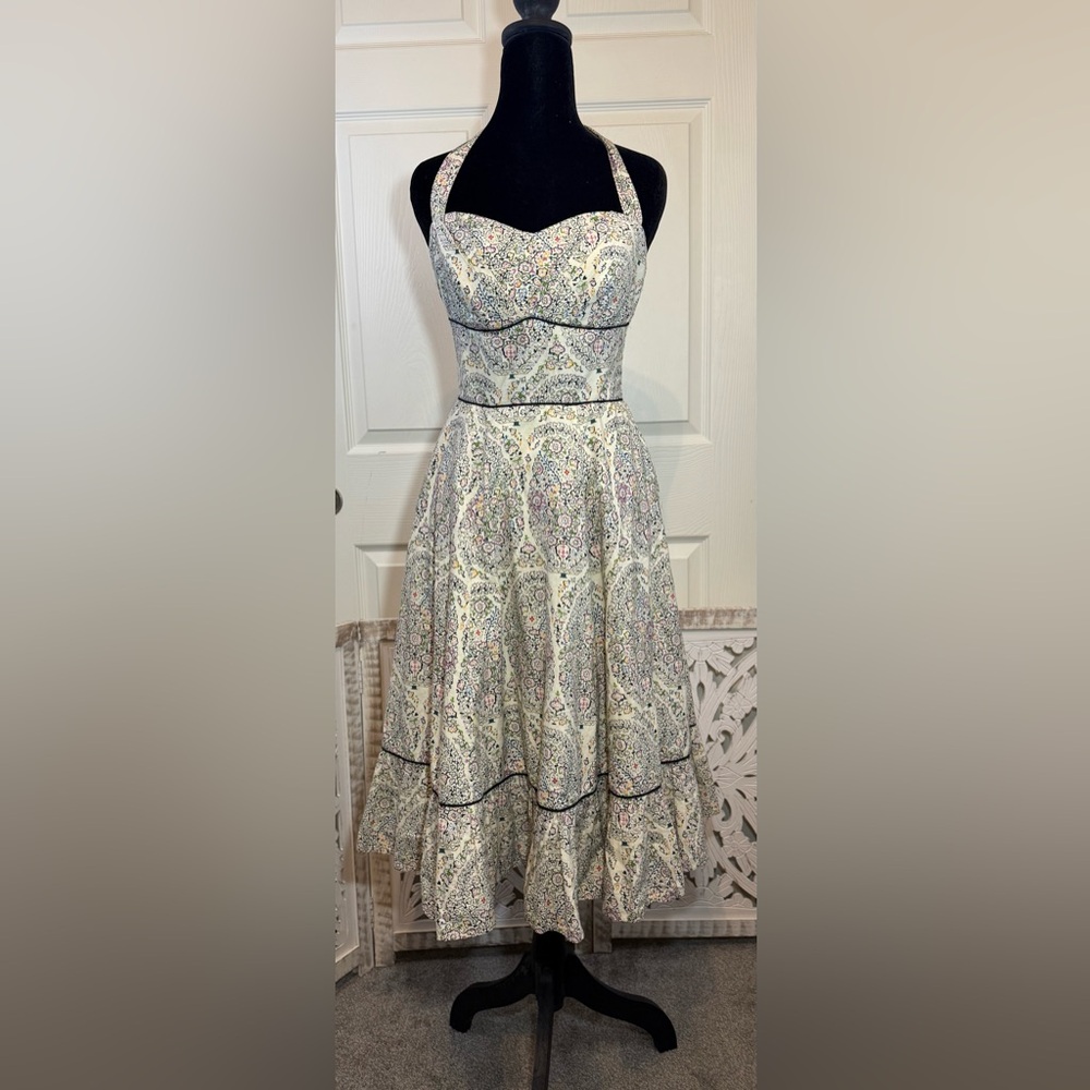 Girls From Savoy Floral Halter Dress. Women’s Size 0